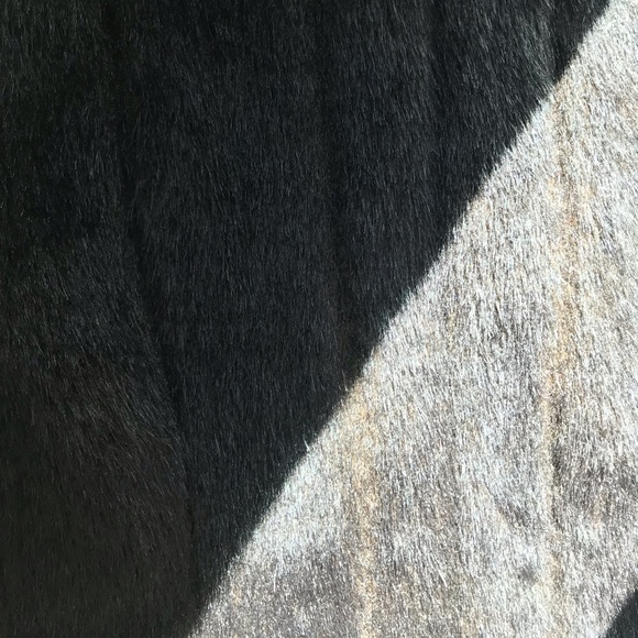 Fall Fashion Paneled Faux Fur Brown Vest - Picture 4 of 5